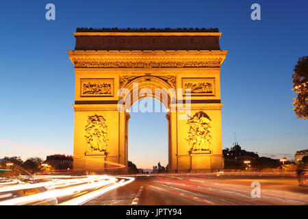 Berühmten Arc de Triomphe in Paris, Frankreich Stockfoto