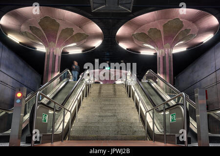 Westend U-Bahn Station in Frankfurt am Main. Stockfoto