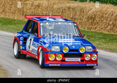 1985-Renault 5 Maxi Turbo-Rallye-Auto mit Fahrer Jean Ragnotti auf die 2017 Goodwood Festival of Speed, Sussex, UK. Stockfoto