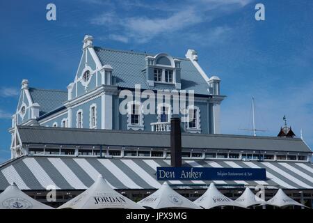 Historische Gebäude und Restaurants in Victoria &amp; Albert Waterfront in Kapstadt in Südafrika. Stockfoto