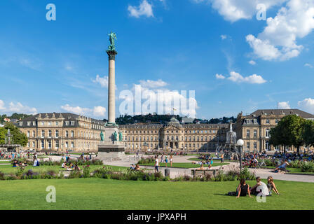 Neues Schloss und Jubiläumssäule in Schlossplatz, Stuttgart, Baden-Württemberg, Deutschland Stockfoto