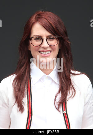 Universal City, Ca. 2. August 2017. Megan Mullally, bei "Willen & Gnade" Beginn der Produktion Kick-Off-Veranstaltung und Banddurchtrennungszeremonie im Universal City Plaza In Kalifornien am 2. August 2017. Bildnachweis: Fs/Medien Punch/Alamy Live-Nachrichten Stockfoto