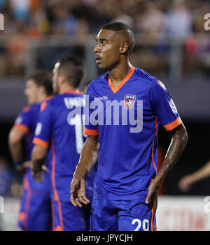 2. August 2017: Miami FC vorwärts Stefano Pinho (29) während einer Lamar Hunt US Open Cup Viertelfinale match zwischen FC Cincinnati Vs Miami FC im Riccardo Silva Stadium in Miami, Florida. FC Cincinnati gewann 1: 0. Mario Houben/CSM Stockfoto