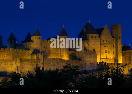 Einbruch der Dunkelheit in Carcassonne, Aude, Frankreich Stockfoto