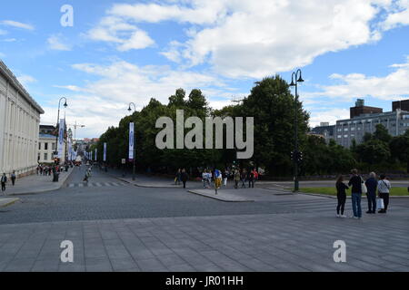 Studenterlunden Park und Karl Johans gate Street in Oslo, Norwegen Stockfoto