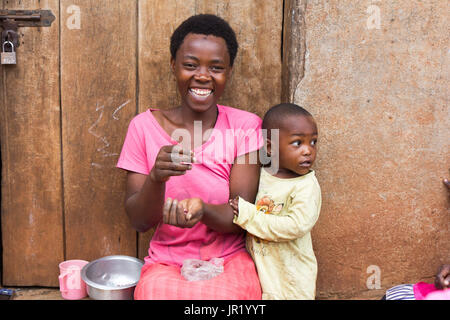 Ein glückliches Lachen schöne schwarze kleine Afrikanische Mädchen Stockfoto