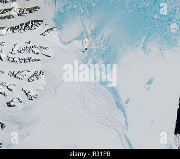 Die Narbe Inlet Ice Shelf, dem südlichen Überrest der Larsen B, durch operative Land Imager (OLI) auf Landsat 8 auf 6. Januar 2016 aufgenommen. Der Rest des Larsen B brach im Jahr 2002. Stockfoto