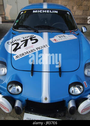 ALPINE A110 RENAULT ALPINE - SPORT AUTO FRANKREICH - ALPINE BERLINETTE - FRANZÖSISCHE AUTO © F. BEAUMONT Stockfoto