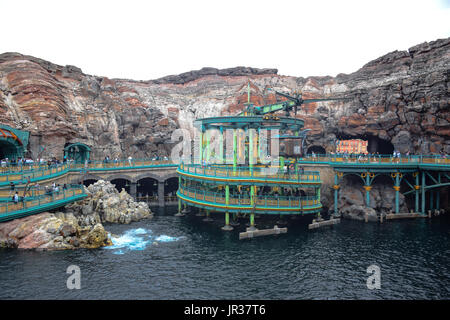 CHIBA, JAPAN: geheimnisvolle Insel Attraktion in Tokyo Disneysea in Urayasu, Chiba, Japan. Stockfoto