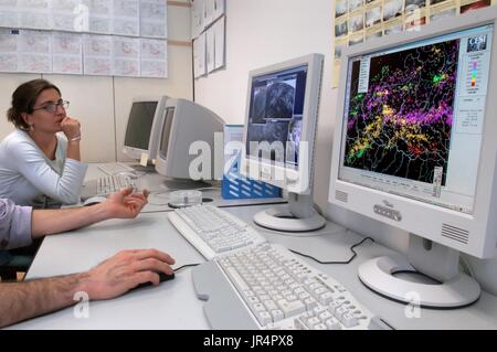 Mailand (Lombardei, Italien), ARPA, regionale Agentur für Umweltschutz, operativen meteorologischen Zimmer Stockfoto