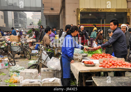 Einer belebten Marktplatz in Peking, China. Stockfoto