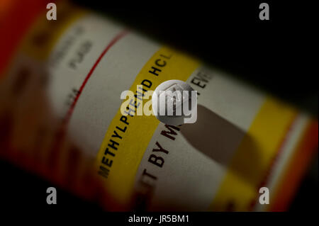 Ritalin Pille und Flasche Stockfoto