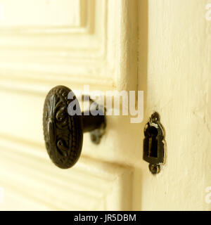 Nahaufnahme der Türklinke Stockfoto