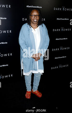 Whoopi Goldberg nimmt "The Dark Tower" New York Premiere im Museum für Moderne Kunst am 31. Juli 2017 in New York City. Stockfoto