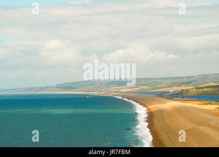 Chesil Beach, Dorset. 4. August 2017. UK Wetter: Weitreichende Aussicht über Chesil Beach an einem Tag sonnig in Dorset Credit: Stuart Fretwell/Alamy Live-Nachrichten Stockfoto