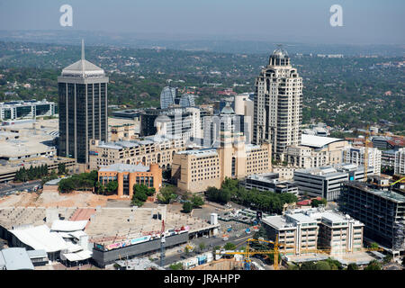 JOHANNESBURG, Südafrika - 24 September 2016: Luftaufnahme der Sandton City und The Michelangelo Hotel Stockfoto