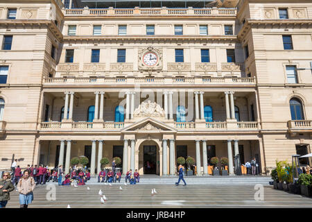 Schule Kinder o na Reise Ausflug besuchen Zollhaus in die Innenstadt von Sydney, New South Wales, Australien Stockfoto