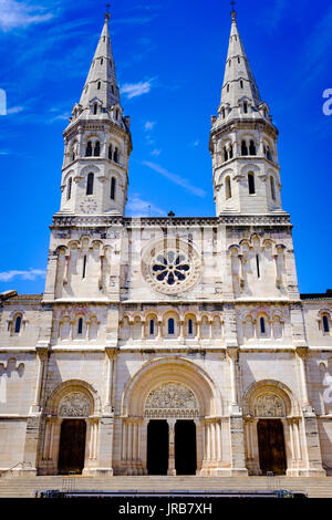 Kirche von Saint-Pierre, Macon, Frankreich Stockfoto