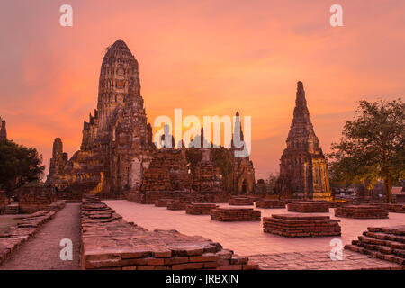 Wat Chaiwatthanaram Tempel in Ayutthaya historischen Park, Thailand Stockfoto