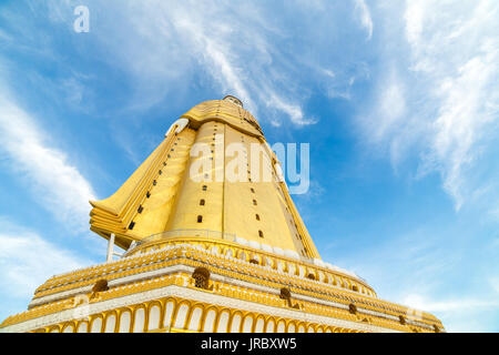 Laykyun Sekkya in Monywa, Myanmar. Bodhi Tataung Standing Buddha ist die zweithöchste Statue in der Welt. Stockfoto