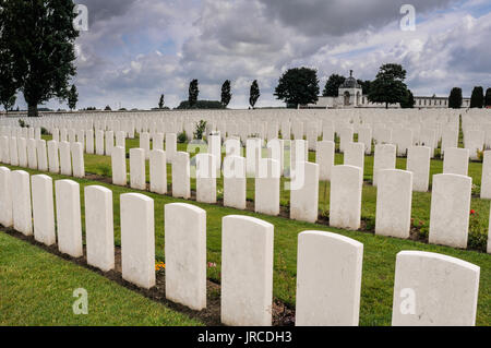 Die ergreifende Atmosphäre des Weltkrieges 1 Commonwealth Friedhof an der Tyne Cot, passchendaele, Zonnebeke, in der Nähe von Ypern in Westflandern, Belgien Stockfoto