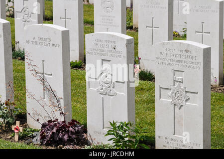 Die ergreifende Atmosphäre des Weltkrieges 1 Commonwealth Friedhof an der Tyne Cot, passchendaele, Zonnebeke, in der Nähe von Ypern in Westflandern, Belgien Stockfoto