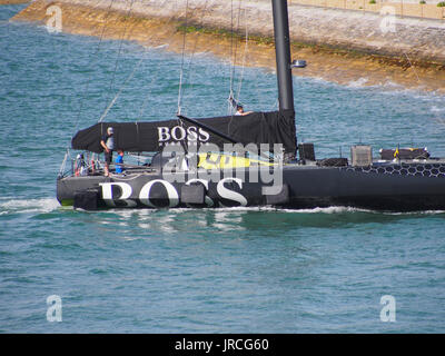 Alex thompsons "Hugo Boss Yachtcharter eingabe Portsmouth Harbour Stockfoto