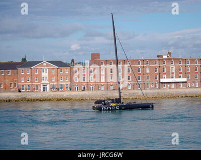 Hugo alex Thompsons "Boss Yachtcharter eingabe Portsmouth Harbour Stockfoto