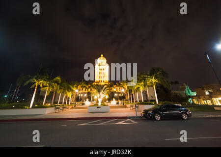 Beverly Hills Rathaus bei Nacht, Kalifornien Stockfoto