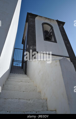 Kirche des Dorfes Cacela Velha in der Algarve. Portugal Stockfoto