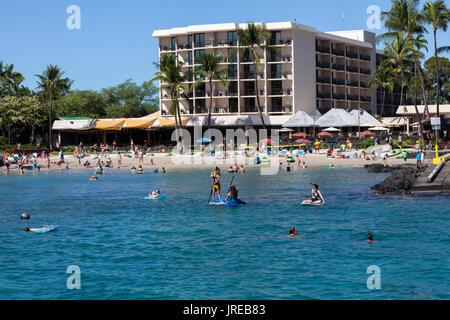 HI 00448-00 ... Hawai'i-Kailua Bay und dem Courtyard By Marriott King Kamehameha in der Stadt von Aloha Kona entlang der Kona Küste. Stockfoto