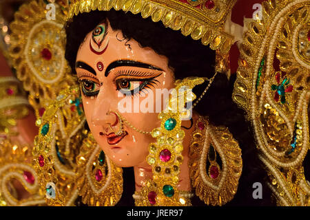 Skulptur der Hindu Göttin Durga während des Festivals Stockfoto