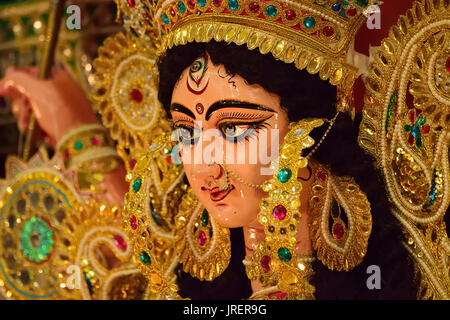 Skulptur der Hindu Göttin Durga während des Festivals Stockfoto