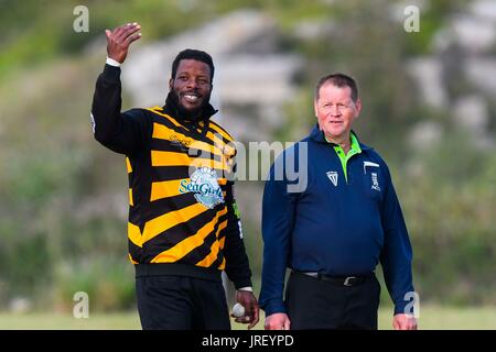 Easton, Portland, Dorset, UK.  4. August 2017.  West Indies Kirk Edwards während Portland roten Dreieck entsprechen V Zurrgurte All Stars auf dem Reforne Cricket Ground bei Easton in Dorset.  Bildnachweis: Graham Hunt/Alamy Live-Nachrichten Stockfoto