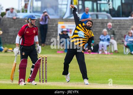 Easton, Portland, Dorset, UK.  4. August 2017.   Indischer Cricketspieler Wasim Jaffer während Portland roten Dreieck entsprechen V Zurrgurte All Stars auf dem Reforne Cricket Ground bei Easton in Dorset.  Bildnachweis: Graham Hunt/Alamy Live-Nachrichten Stockfoto