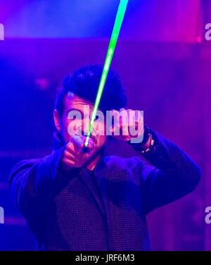 Edinburgh, UK. 5. August 2017. Pleasance Veranstaltungsort startete sein 2017 Edinburgh Fringe Festival Programm veranstaltet von Komiker Ed spielen im Bild: Colin Cloud spielen im Lustgarten Hof Credit: Rich Dyson/Alamy Live News Stockfoto