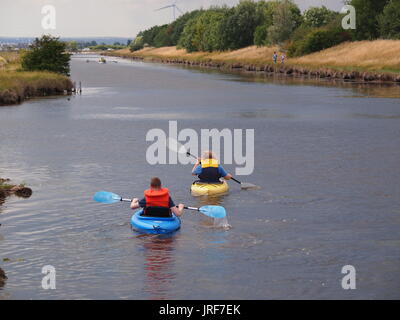 Sheerness, Kent, UK. 5. August 2017. UK-Wetter: ein sonniger Morgen auf Bartons Punkt See. Bildnachweis: James Bell/Alamy Live-Nachrichten Stockfoto