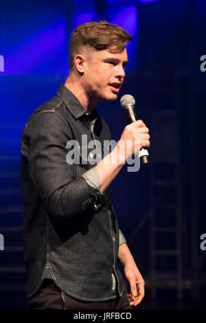 Edinburgh, Schottland. 5. August 2017. Edinburgh Fringe 2017 Pleasance Eröffnungs-Gala. Ryan Taylor Credit: Andrew Eaton/Alamy Live-Nachrichten Stockfoto