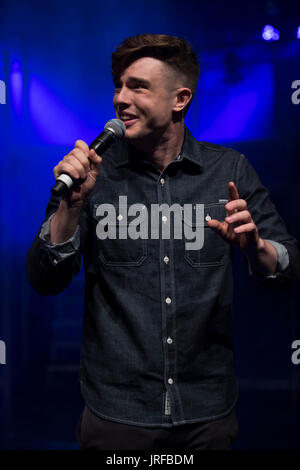 Edinburgh, Schottland. 5. August 2017. Edinburgh Fringe 2017 Pleasance Eröffnungs-Gala. Ryan Taylor Credit: Andrew Eaton/Alamy Live-Nachrichten Stockfoto