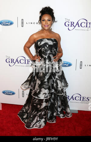 42. annual Gracie Awards statt an das Beverly Wilshire Hotel - Anreise mit: Lynn Whitfield Where: Los Angeles, California, Vereinigte Staaten von Amerika bei: Kredit-6. Juni 2017: Nicky Nelson/WENN.com Stockfoto