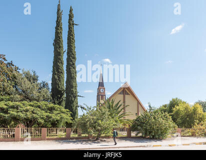 GROOTFONTEIN, NAMIBIA - 20. Juni 2017: Die Niederländische Reformierte Kirche in Grootfontein in der Kavango Region von Namibia Stockfoto