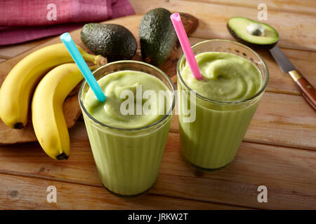 Avocado-smoothie Stockfoto