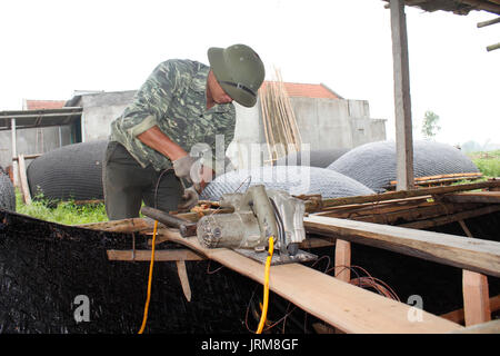 Haiduong, Vietnam, Mai, 1: Boot workshop Mai 1, 2014 in Hai Duong, Vietnam Stockfoto