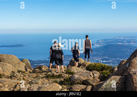 Mount Wellington, Hobart, Australien - 7. Januar 2017: die beeindruckenden Gipfel des Mount Wellington mit Blick auf Hobart und die Südküste Stockfoto