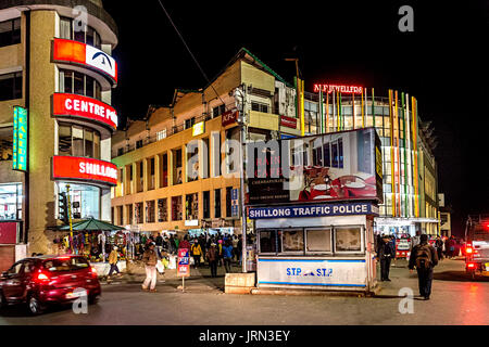 Verkehr Polizei stand auf Polizei Bazar, Shillong, Meghalaya, Indien Stockfoto