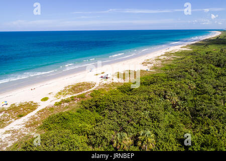 Florida, Fort Ft Pierce, North Hutchinson Barrier Island, Pepper Park Beachside, Strand, Atlantischer Ozean, Sand, Luftaufnahme von oben, FL170728d63 Stockfoto