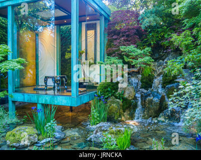 LONDON, Großbritannien - 25 Mai 2017: RHS Chelsea Flower Show 2017. Gosho No Niwa. Keine Mauer, kein Krieg. Goldmedaille gewinnen Handwerker Garten durch die japanischen Meister Kazuyki Stockfoto