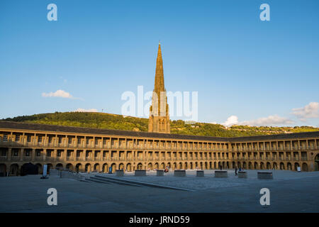 Das wunderschön renovierte Piece Hall in Halifax, West Yorkshire Stockfoto