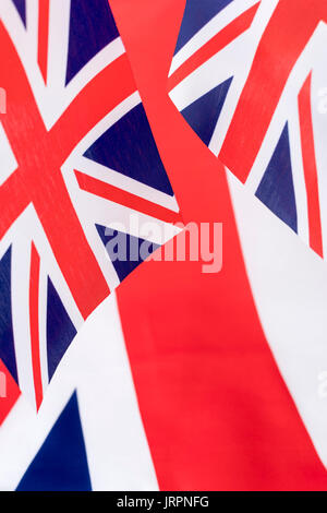 Cluster von mini Union Jack Fahnen. Metapher britischen Patriotismus, der patriotische, feiert der Brite Lebensweise, Rule Britannia, Union Jack Abstract Stockfoto