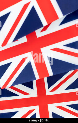 Geclusterte Mini Union Jack Flags. Britische Patrioten, die patriotisch sind und Brit Way of Life feiern, Rule Britannia, Union Jack abstrakt, In Großbritannien Gemacht Stockfoto